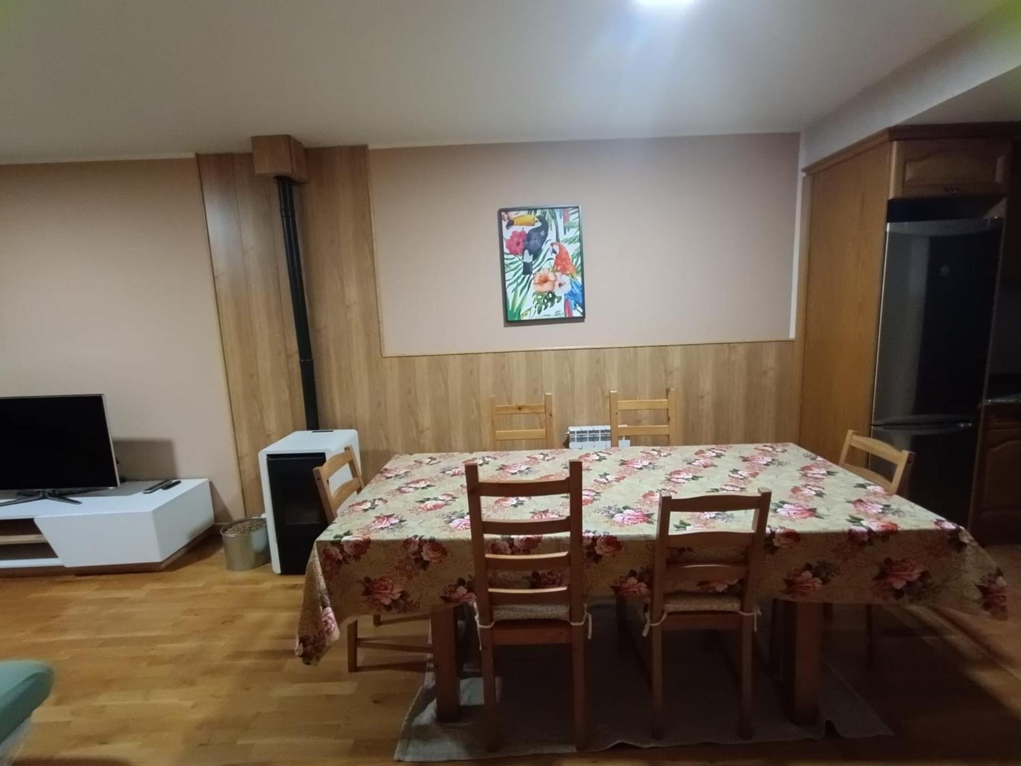 Adosado En Villanua Con Wifi Εξωτερικό φωτογραφία
